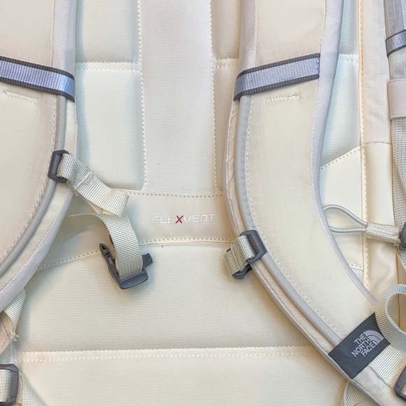 The North Face Off-White (tan) Backpack with Bungee System - Picture 6 of 8